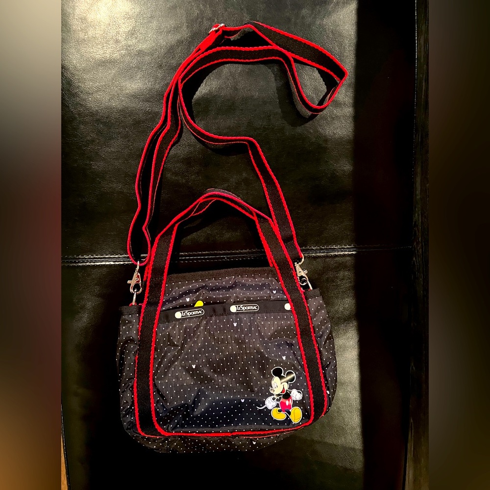NWOT RARE LeSportSac ‘Jenni’ handbag Mickey Mouse